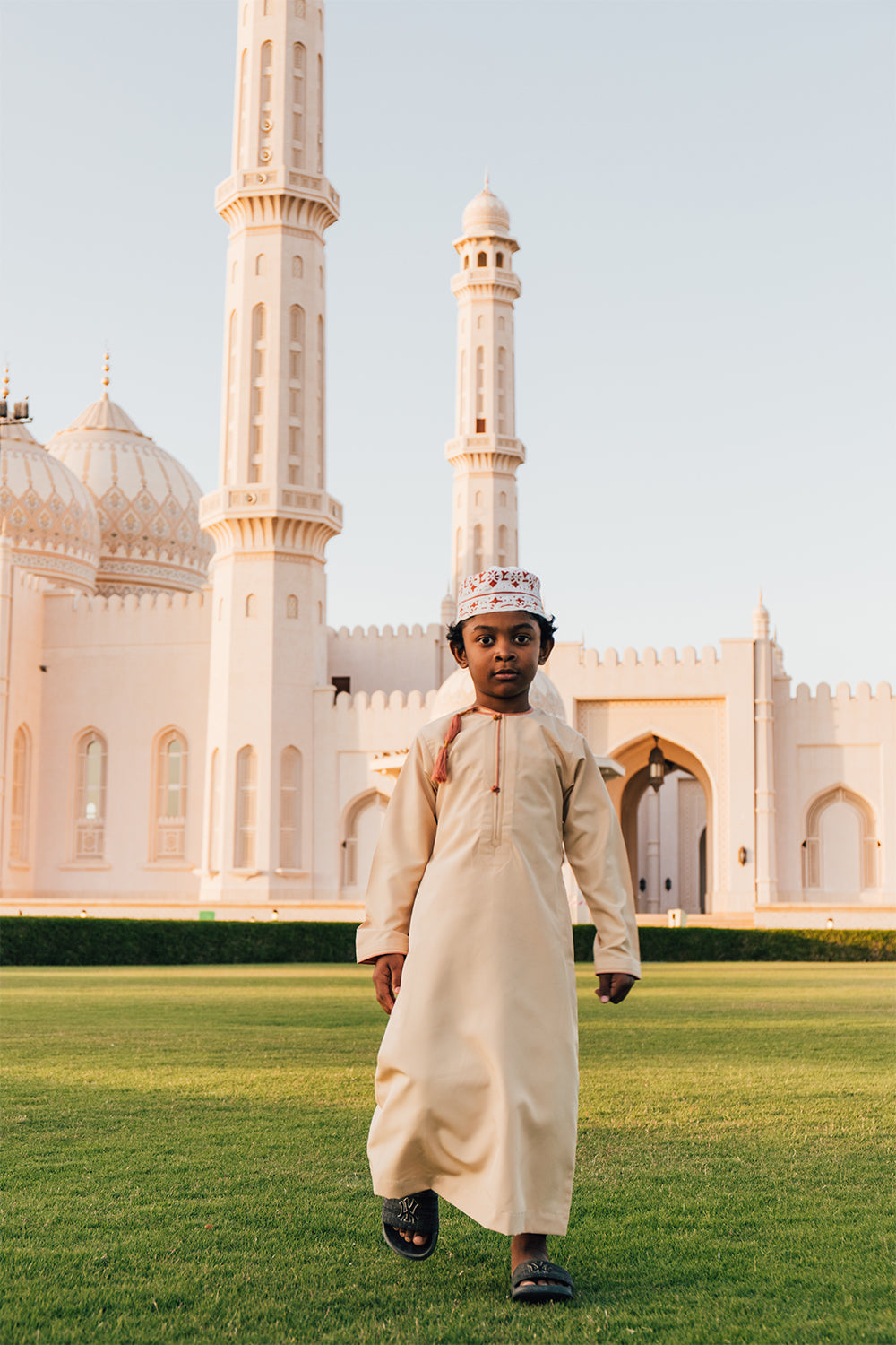 Qamis Omani Kid Beige Sable
