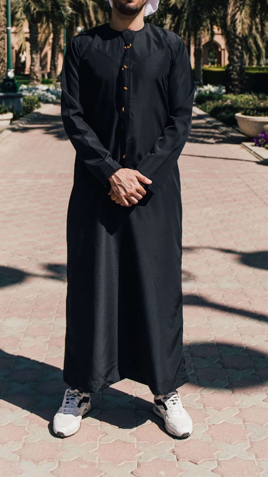 Qamis Emirati Noir Mat